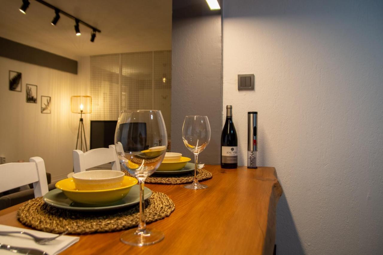 Amazing Flat Near The Coast With A Delightful Shared Terrace Close To Public Transportation In Karsiyaka Измир Экстерьер фото