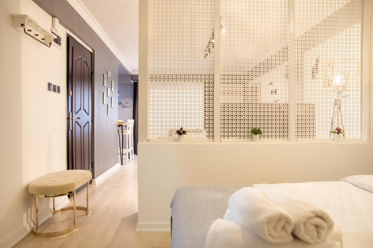 Amazing Flat Near The Coast With A Delightful Shared Terrace Close To Public Transportation In Karsiyaka Измир Экстерьер фото